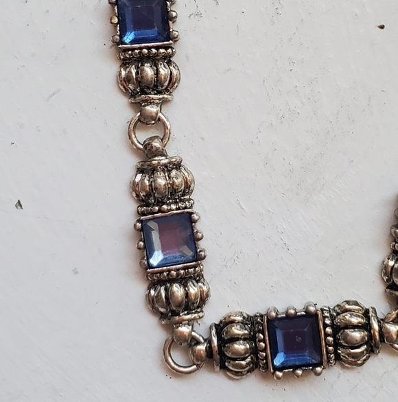 Avon NR Nina Ricci Vintage Necklace Silvertone Blue Aquamarine Stone Signed - Picture 4 of 8